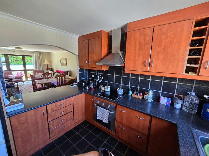 3 Bedroom Property for Sale in Heldervue Western Cape